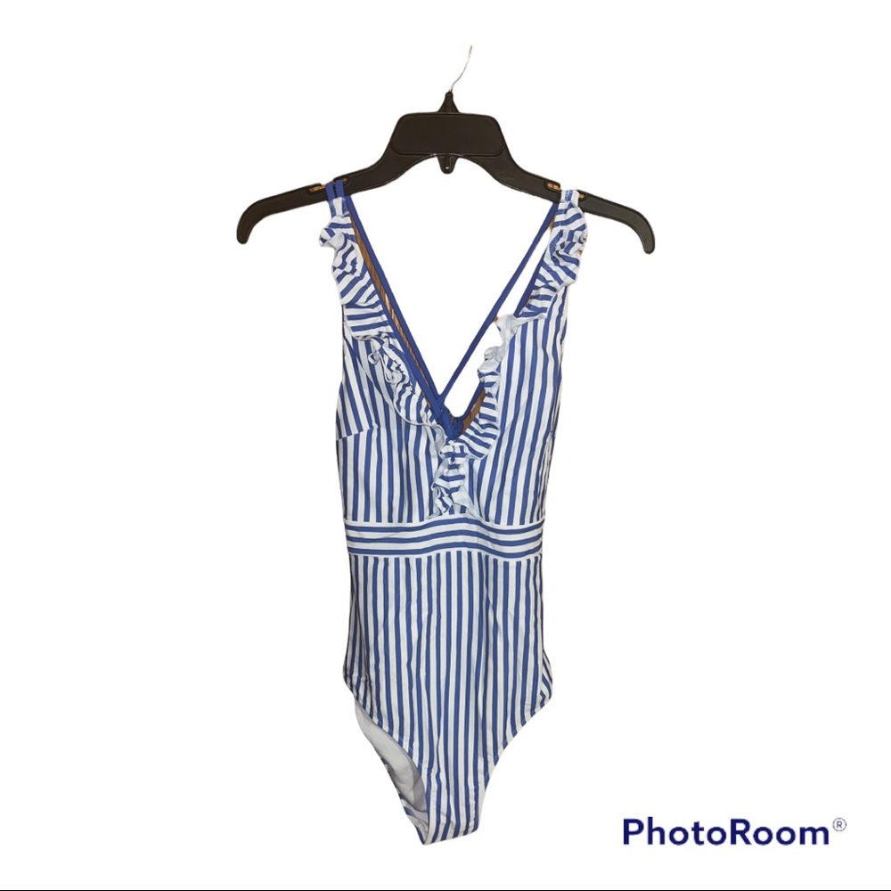 Cupshe Women’s Swinsuit